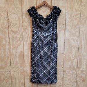 Alexander By Daymor NEW Black White Beaded Embroidered Sleeveless Dress Size 6